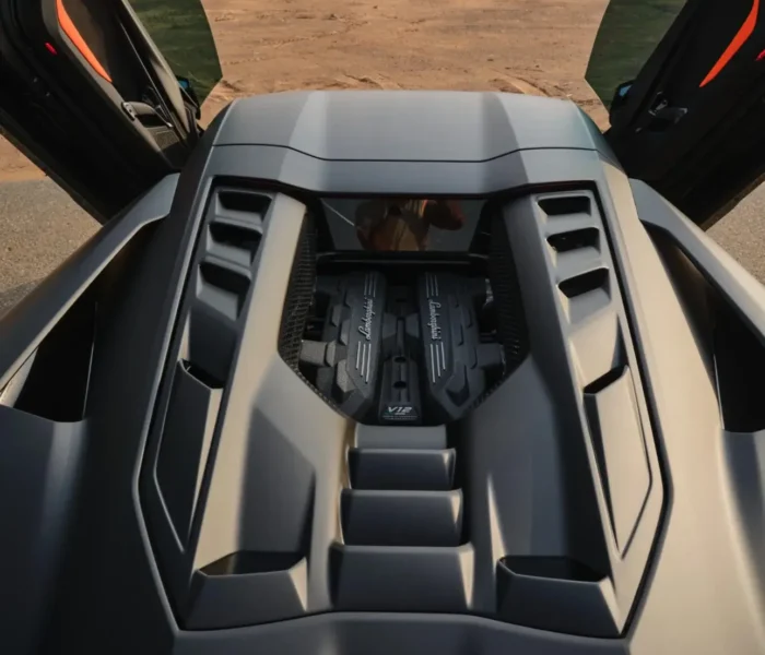 Lamborghini revuelto (11)