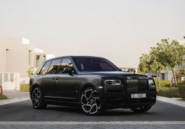 Rolls Royce Cullinan (7)