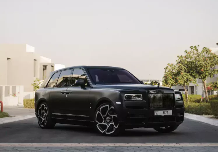 Rolls Royce Cullinan (7)