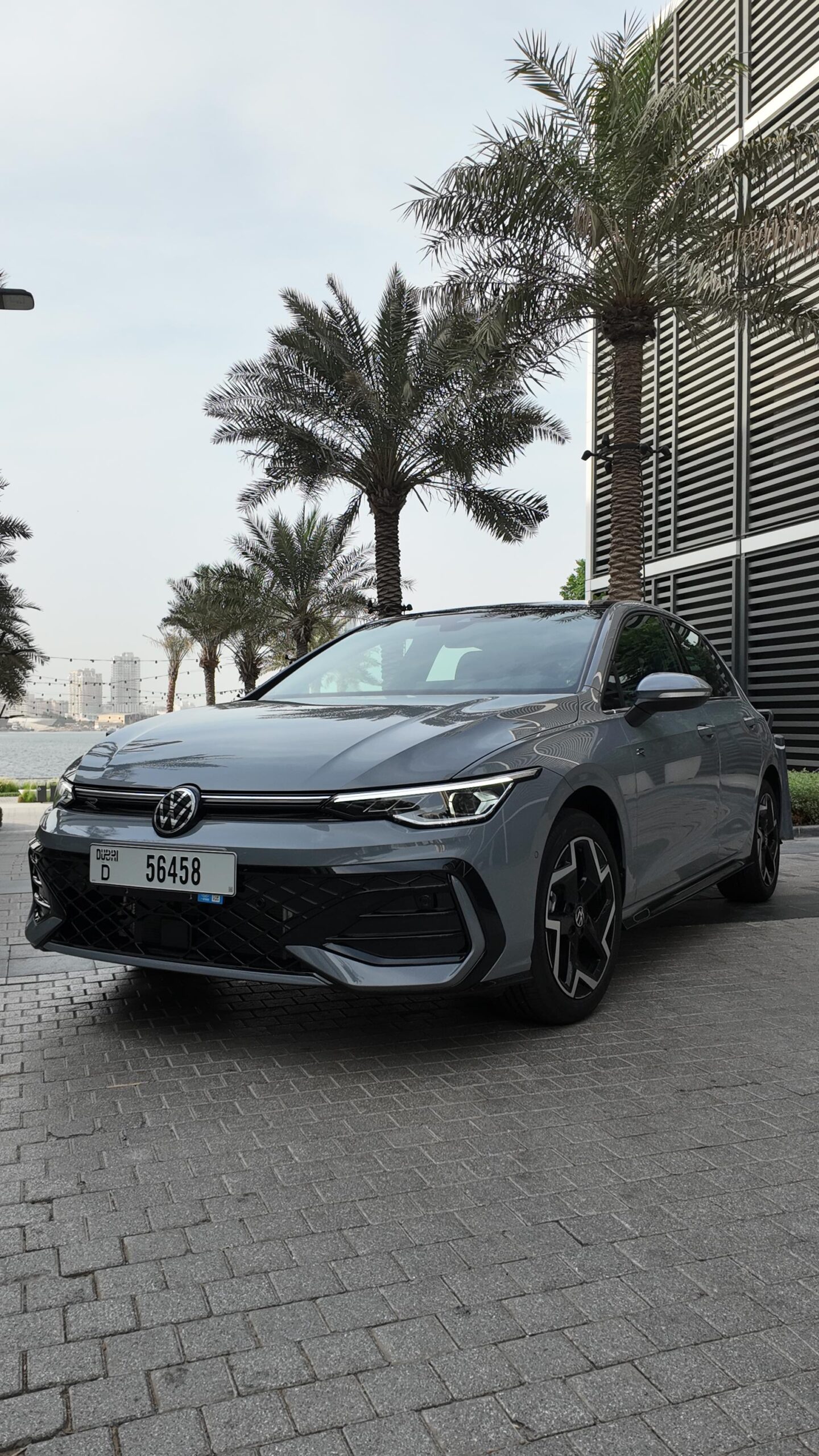 Volkswagen Golf 8.5 R-Line